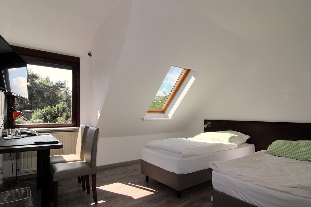 Hotel Rennekamp Oyten Quarto foto
